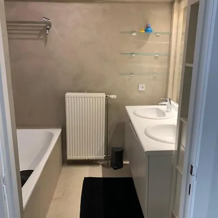 C-blanche Apartment