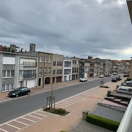C-blanche Apartment