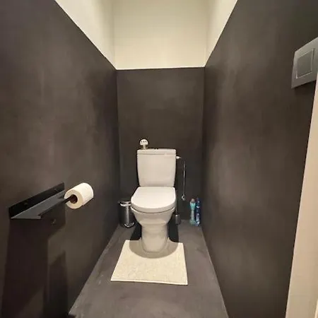 C-blanche アパート ブランケンベルヘ